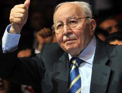 VURAL SAVAŞ - Eski Başbakan Necmettin Erbakan vefat etti