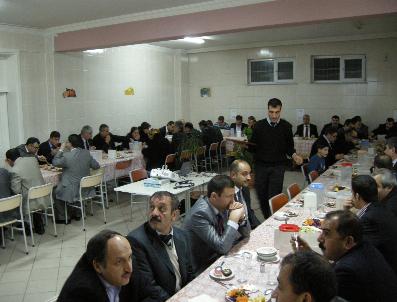 Lale Eğitim Kurumları‘ndan vergi dairesi çalışanlarına yemek