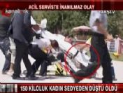 Sedyeden Düşürülen 150 Kiloluk Kadın Toprağa Verildi