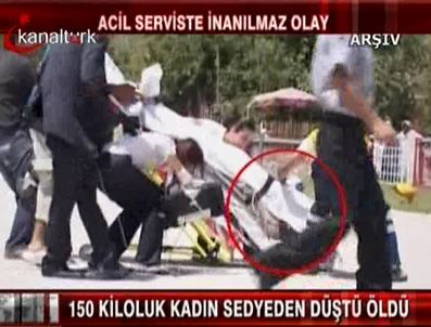 Sedyeden Düşürülen 150 Kiloluk Kadın Toprağa Verildi