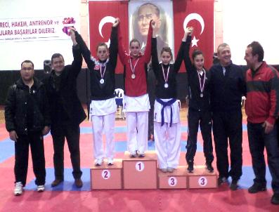 Güventaş Koleji, Karate Şampiyonası‘Nda Türkiye 2.Si
