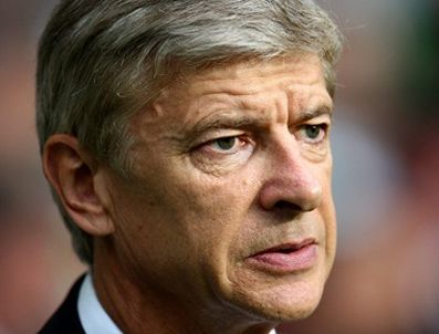 MANUEL ALMUNIA - Arsene Wenger: Bana acilen kaleci lazım