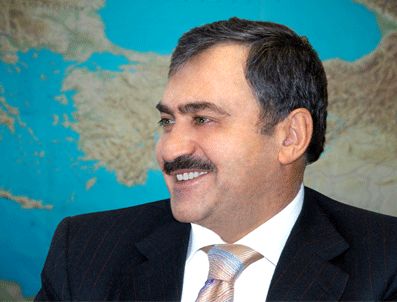 Halkın büyük sevgisi ile karşılaştı