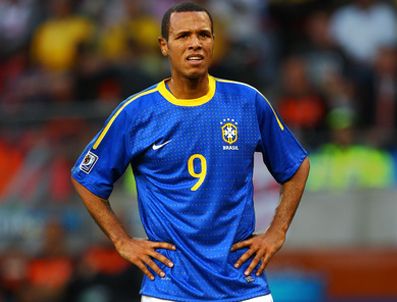 Luis Fabiano Sevilla'dan ayrıldı