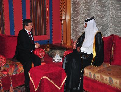 EL CEZIRE - Davutoğlu, Katar Başbakanı El Tani İle Görüştü