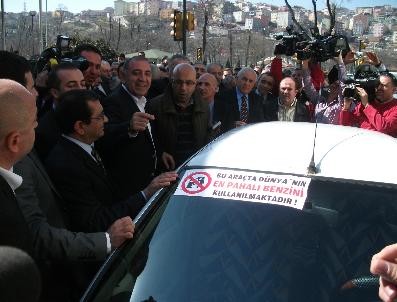 BAHRI ŞAHIN - Gürsel Tekin’Den Benzin Zammı Protestosu