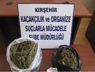 KıRŞEHIR EMNIYET MÜDÜRLÜĞÜ - Baba Ve Oğlu Uyuşturucu Satarken Yakalandı