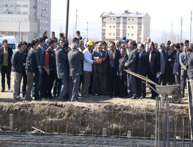 BEKİR AKSOY - Iğdır’Da 168 Kişi Kapasiteli Yüksek Öğrenim Yurdunun Temeli Atıldı