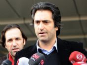 Kırmızıgül ve Tilbe geldi bir tek o yoktu