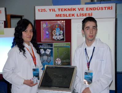 Öğrenciler Seçimler İçin Tahta Sandığın Yerine Reymatik Tasarladı