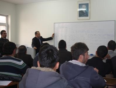 EREN ÜNIVERSITESI - Bitlis Eren Üniversitesi‘Nden Ücretsiz Açıköğretim Danışmanlık Dersleri