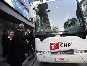 Chp‘Nin Seçim Otobüsünün Camı Kırıldı