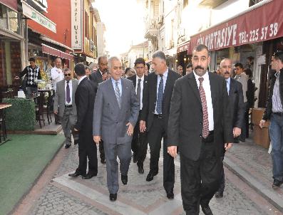 El Haşimi Selimiye Camii’Ni Ziyaret Etti
