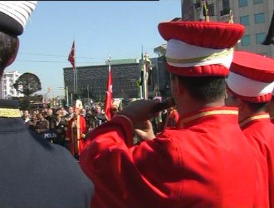 Genelkurmay Mehteranı‘Ndan Taksim‘De ‘Çanakkale‘ Konseri
