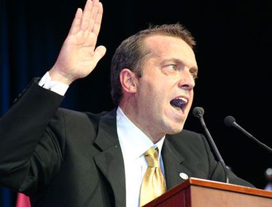 CEM UZAN - Cem Uzan'dan adaylık açıklaması