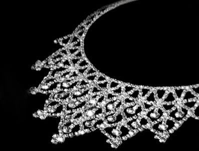 Mücevher fuarından milyon dolarlık hırsızlık