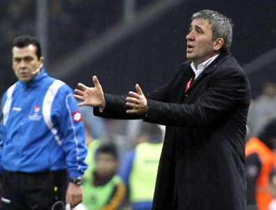 TUGAY KERIMOĞLU - G.Saray Hagi'nin biletini kesti