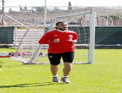NECATİ ATEŞ - Mp Antalyasporlu Necati Ateş‘ten Alkol İddialarına Yalanlama Geldi