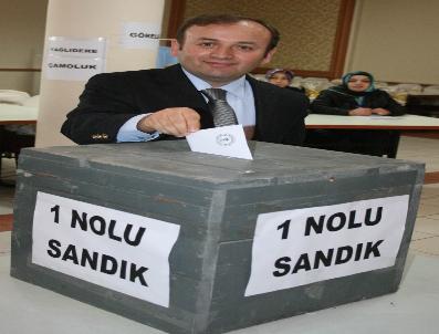 ŞENGÜL ŞAHIN - Giresun‘Da Ak Parti‘Nin Temayül Yoklaması Yapıldı