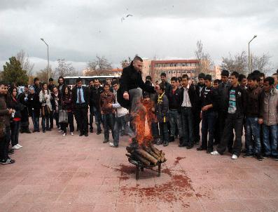 Selçuk Üniversitesi‘Nde Coşkulu Nevruz Kutlaması