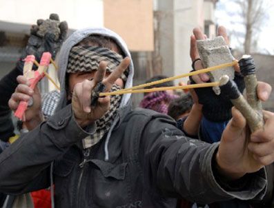 BENGI YıLDıZ - Siirt'te Nevruz Kutlamasında Gerginlik Yaşandı