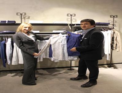 DAMAT TWEEN - Damat, Shopping Fest’E Renk Kattı