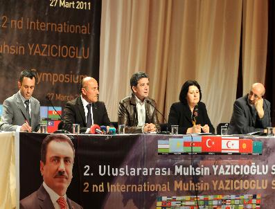 İSMAIL ERDEM - Muhsin Yazıcıoğlu, Sempozyumla Anıldı