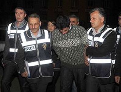 Facebook profilinde 21 çocuk var!