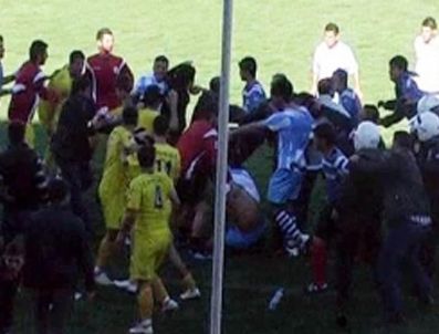 TEPECIKSPOR - Yeşil Sahalar Yine Karıştı!