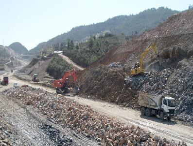 YEŞILÖZ - Antalya -Mersin Arasını 5 Saate Düşürecek Kara Yolu Bu Yıl Bitecek