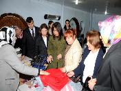 Bayan Turhan’Dan Kursiyerlere Malzeme Yardımı