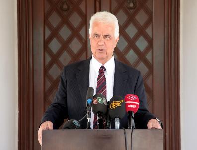 DIMITRIS HRISTOFYAS - Kktc Cumhurbaşkanı Eroğlu, Rum Lider Hristofyas’La Görüştü