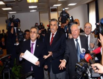 RECAİ BERBER - Komisyonda ''sahte imza'' tartışması