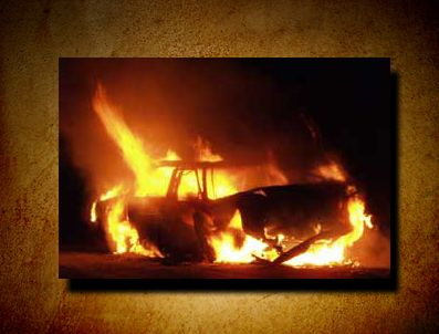 Avcılar'da yanan araç içindeki ceset