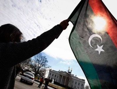 EL CEZIRE - Bingazi'de silah deposunda patlama: 17 ölü