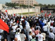 Bahreyn'de Başbakan'a 'istifa' çağrısı