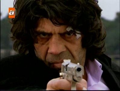 Bitmeyen Şarkı 25. bölüm fragmanı izle