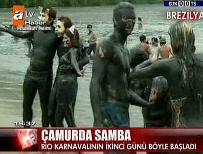 Brezilya'da çamur karnavalı