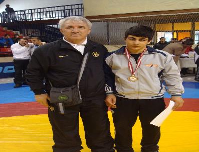 Şehzadeli Fatih, Grekoromende Türkiye Şampiyonu Oldu