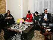 Belediye Başkanı Altay, Her Akşam Bir Ailenin Evinde Okuma Saatine Katılıyor