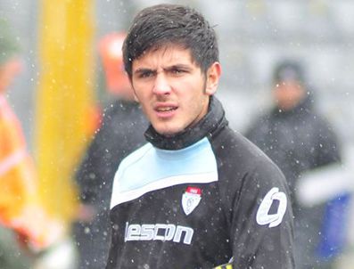 ANDRE SANTOS - Manisasporlu Futbolcu Onur Karakabak: Fenerbahçe'de kaptanlık yapmak istiyorum