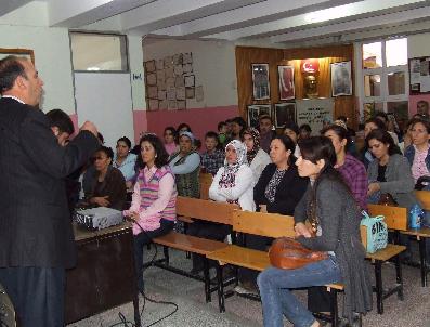 CENGIZ TOPEL İLKÖĞRETIM OKULU - Ortaca 70. Yıl Anaokulu Velilerine Seminer Verildi