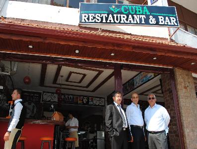 RAUL CASTRO - Restoran Açılışına Küba Devlet Başkanı Castro‘yu Davet Edecek