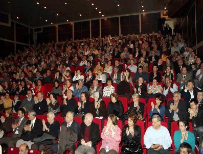 KAMER GENÇ - Partisine Sinirlenen Şimşek Toplantıya Katılmadı