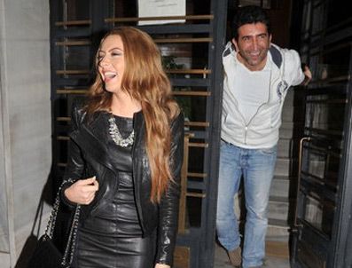 NIHAT ODABAŞı - Ünlü şarkıcı Hadise'ye dost kazığı