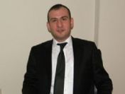 Ahmet Türk'e yumruk atan Çelik milletvekili adayı oldu