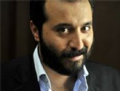 İzmir Çetesi dizisinin çalışanları fazla çalışma saatlerini protesto etti