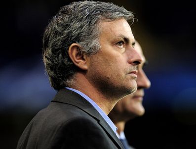 Jose Mourinho: 10 kişi oynamaya alıştık