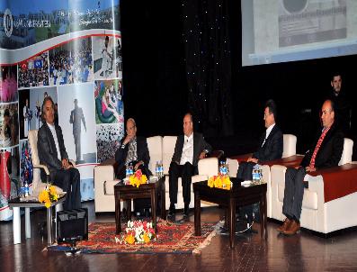 HALİL İNALCIK - Uşak’Taki Kahve Molası Adlı Sohbet Toplantıları