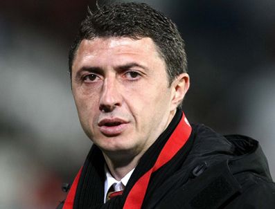 Şota Arveladze: Galibiyeti çok özledik, taraftarımız tepkisinde haklı